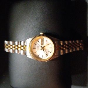 Womens watch